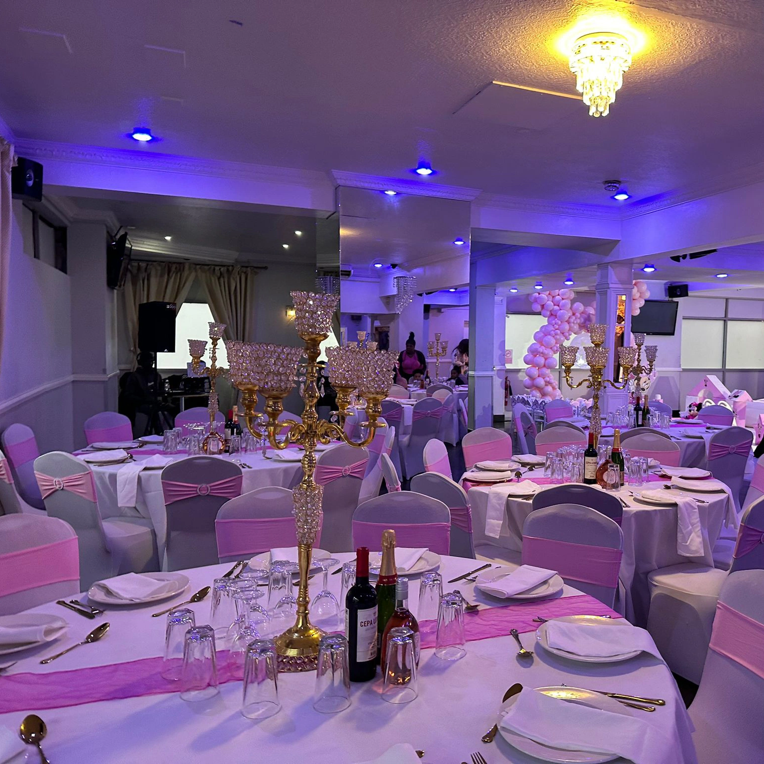 Book the best party halls in Ilford